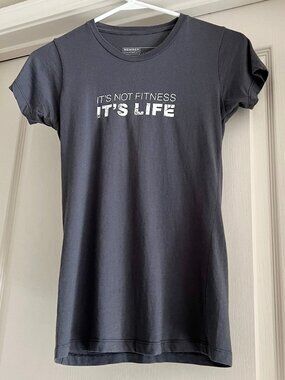 {Vintage} Equinox Gym “It’s Not Fitness It’s Life" Graphic T-Shirt - Women’s XS